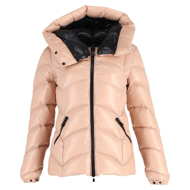 Moncler Akebia Hooded Down Jacket in Pink Polyamide